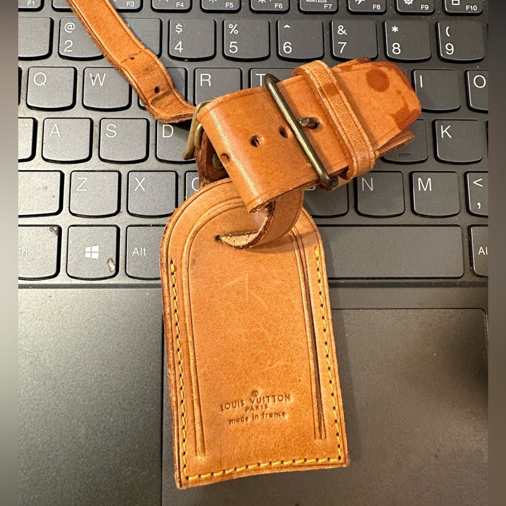 Louis vuitton name tag
